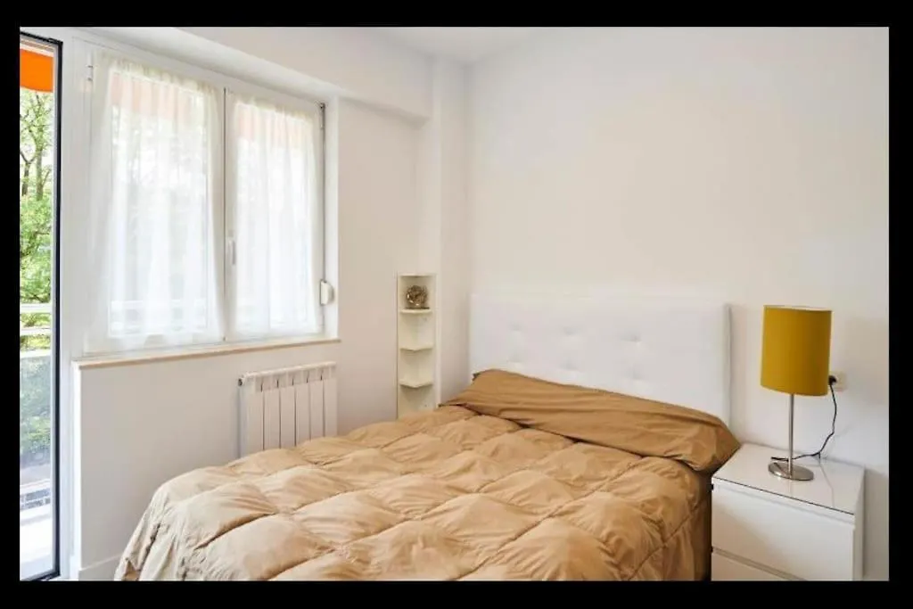 Acogedor Y Precioso Apartamento + Parking Privado San Sebastian Spanje